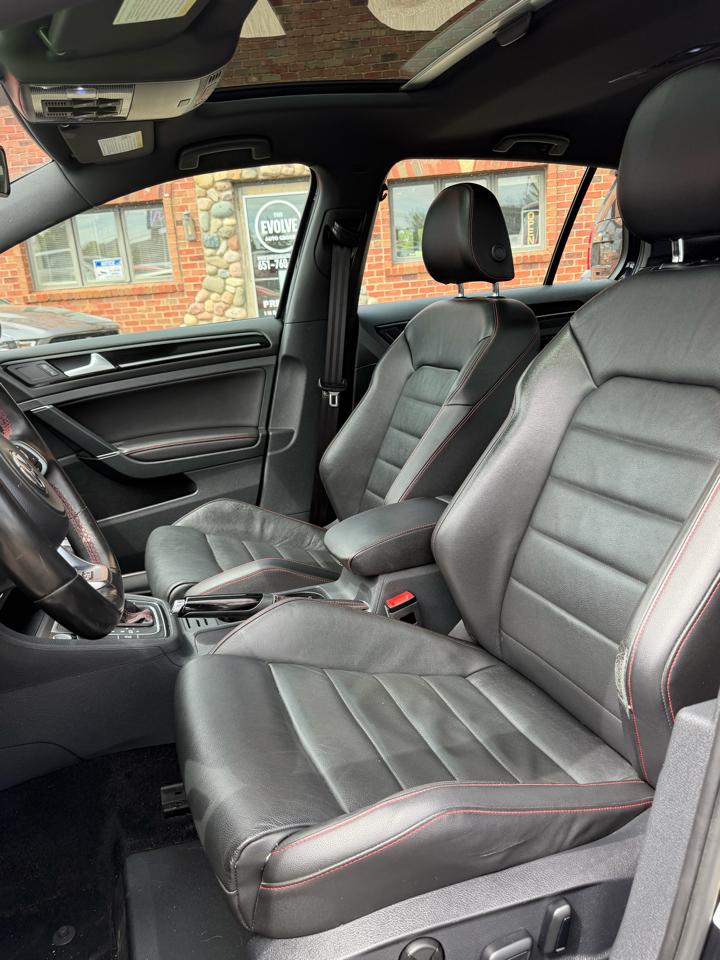 Volkswagen GTI Autobahn 6A 4-Door 2016
