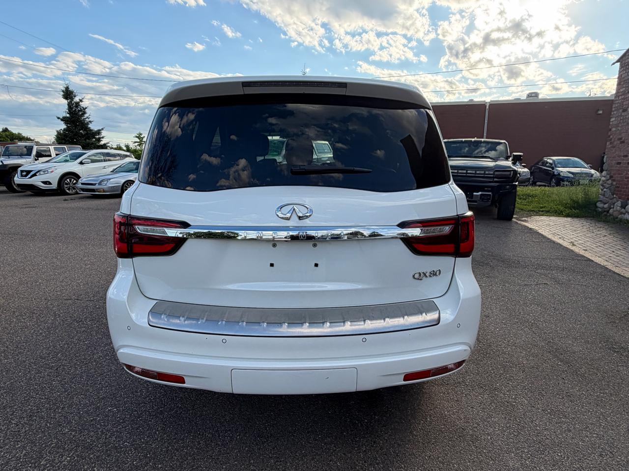 Infiniti QX80 4WD 2018