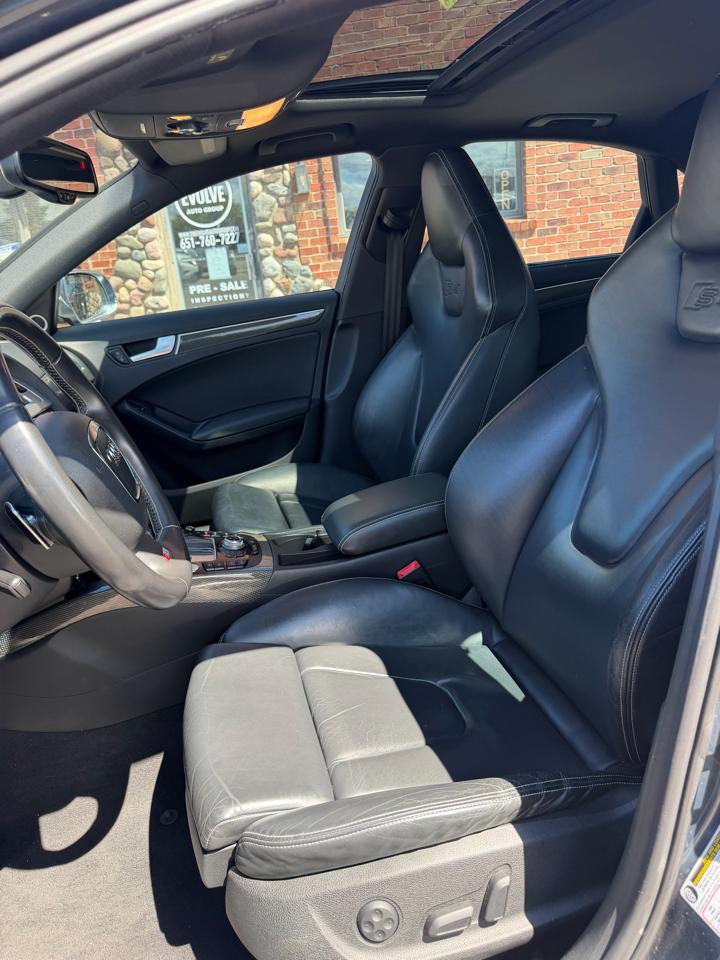 Audi S4 Sedan quattro S tronic 2011