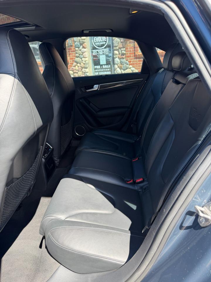 Audi S4 Sedan quattro S tronic 2011