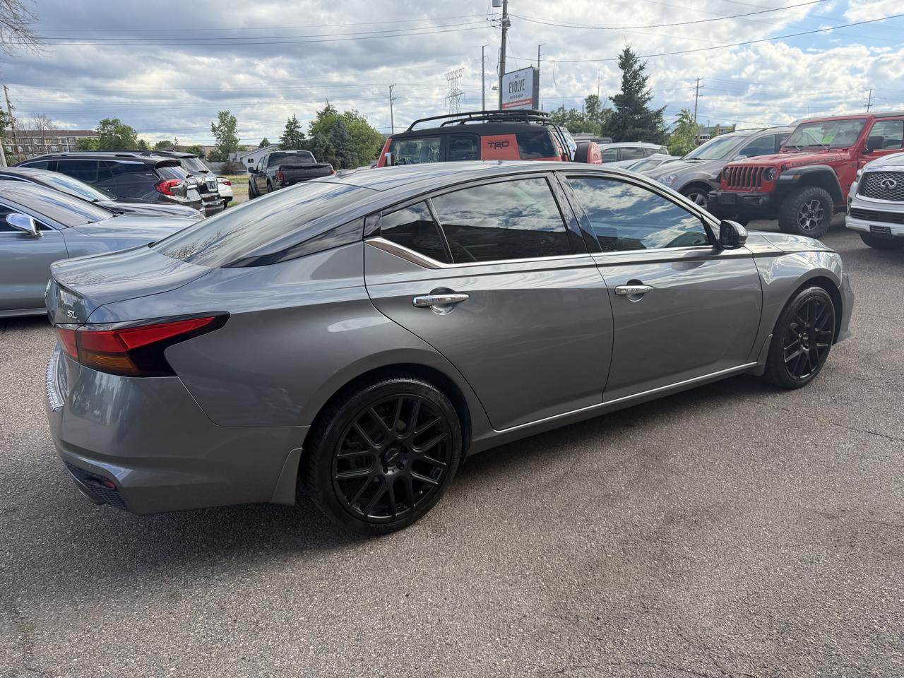Nissan Altima 2.5 SL Sedan 2021