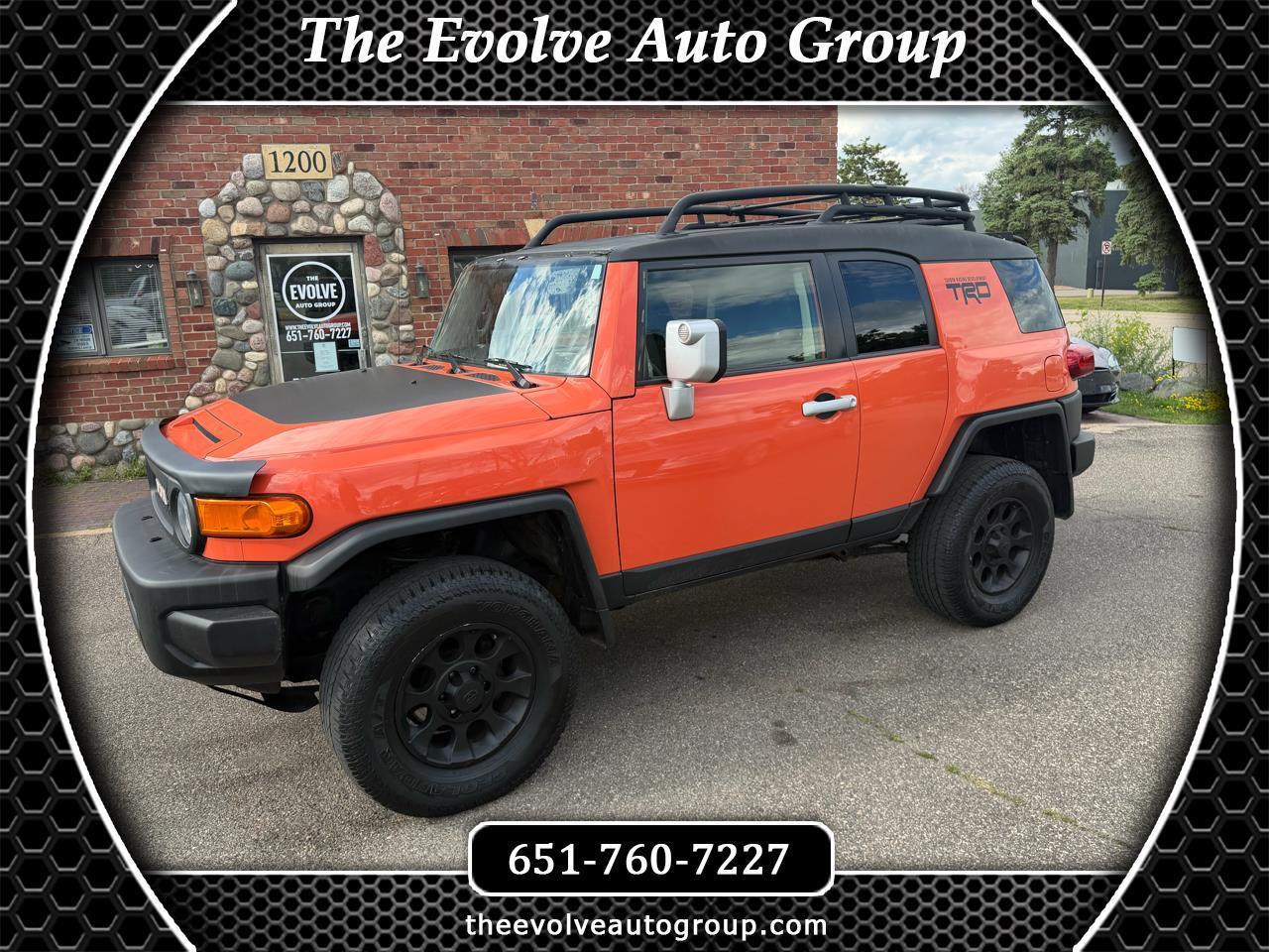 Toyota FJ Cruiser 4WD AT 2013