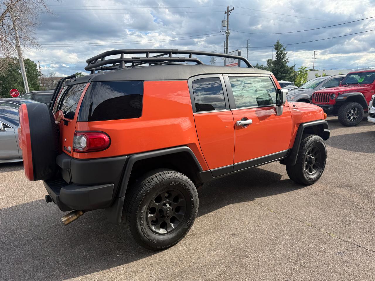 Toyota FJ Cruiser 4WD AT 2013