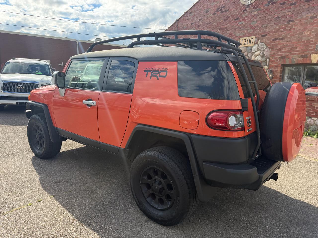 Toyota FJ Cruiser 4WD AT 2013