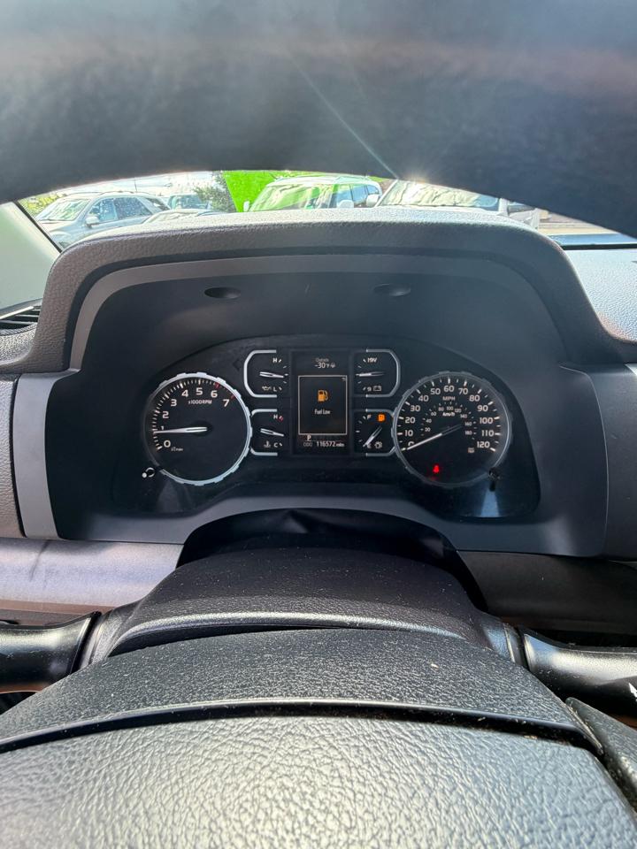 Toyota Tundra SR5 5.7L V8 CrewMax 4WD 2018