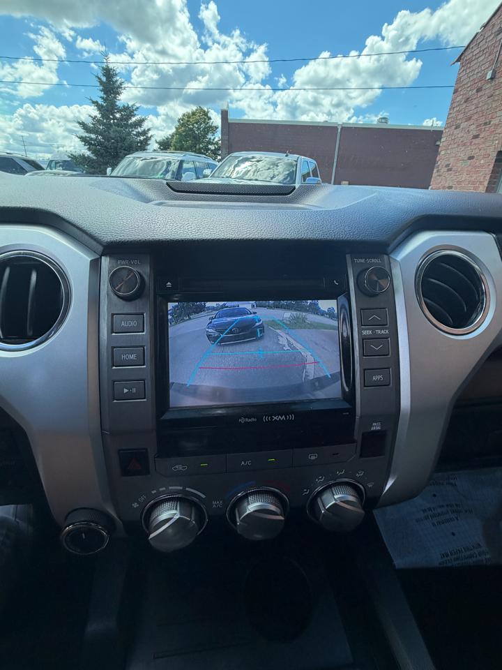 Toyota Tundra SR5 5.7L V8 CrewMax 4WD 2018