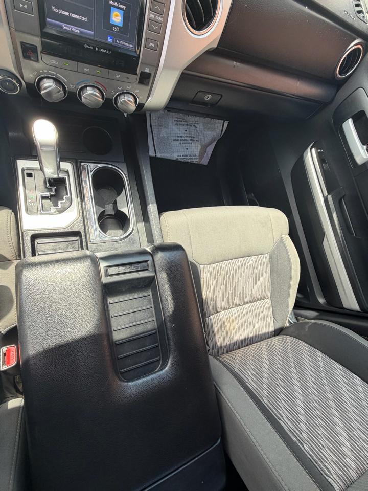 Toyota Tundra SR5 5.7L V8 CrewMax 4WD 2018