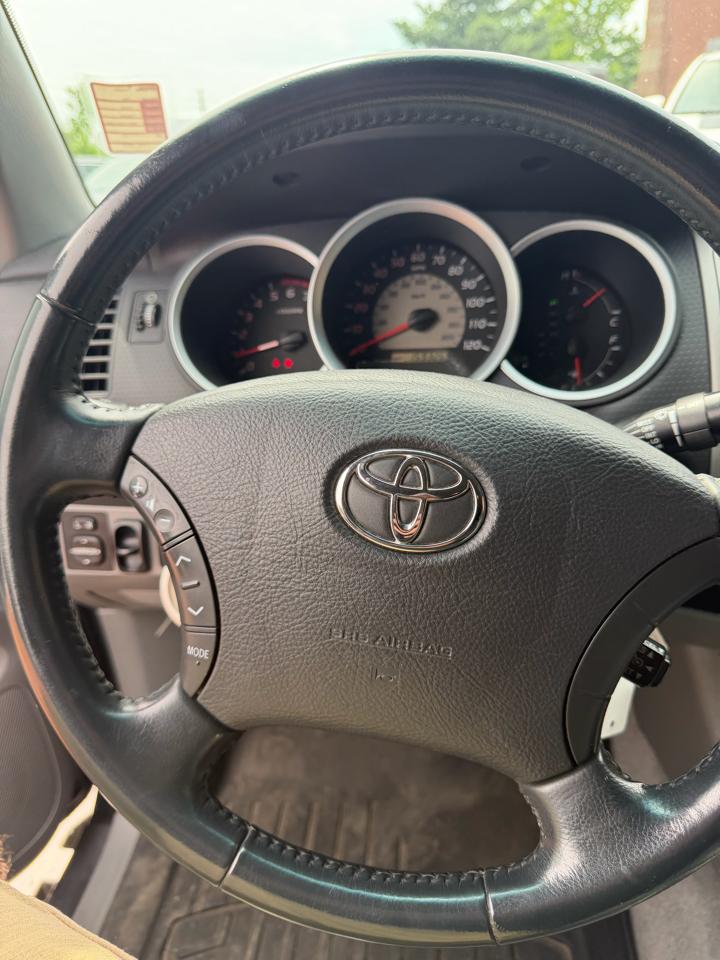 Toyota Tacoma Double Cab V6 4WD 2006