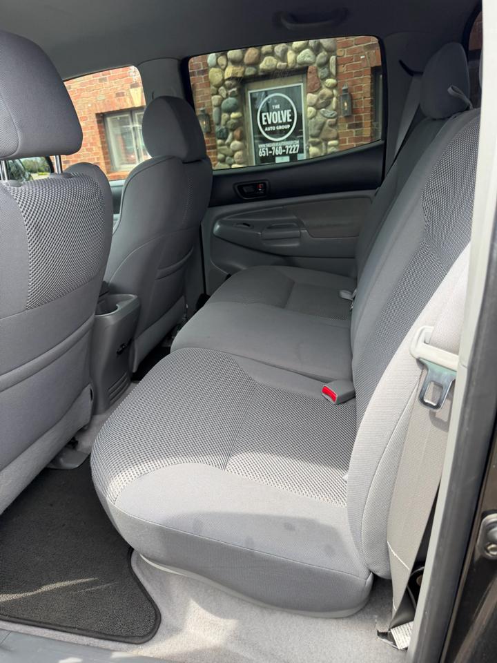 Toyota Tacoma Double Cab V6 4WD 2006