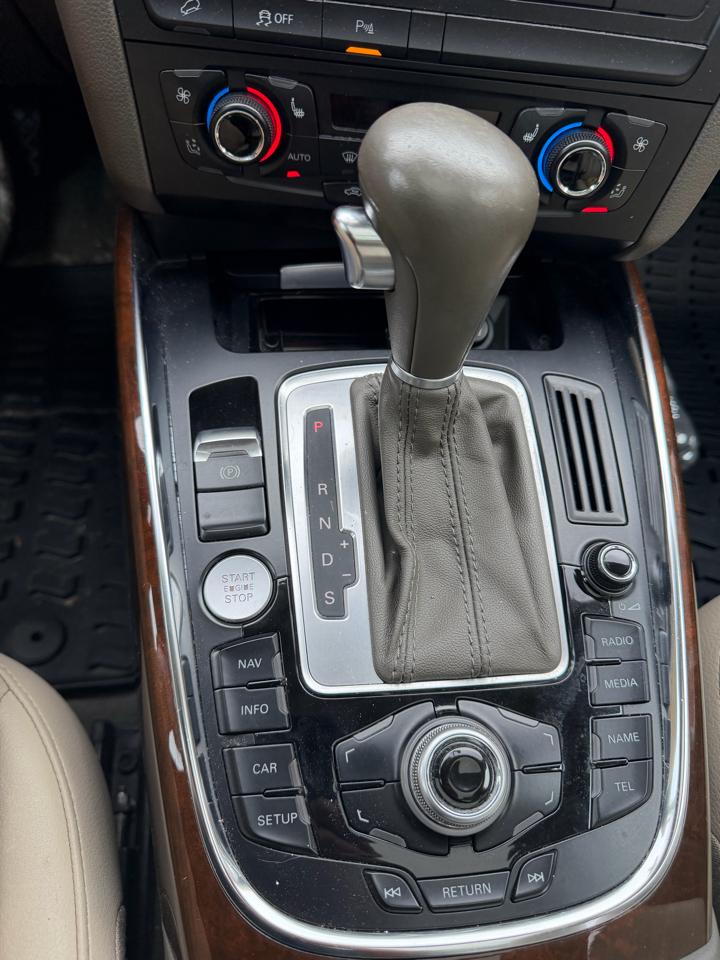 Audi Q5 3.2 quattro Premium 2012