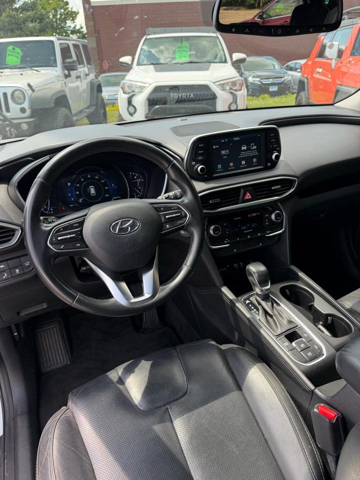 Hyundai Santa Fe SEL 2.0T w/Convenience and Premium Packages 2020