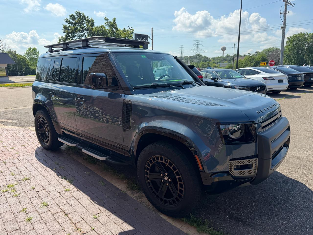 Land Rover Defender 110 X-Dynamic HSE AWD 2021