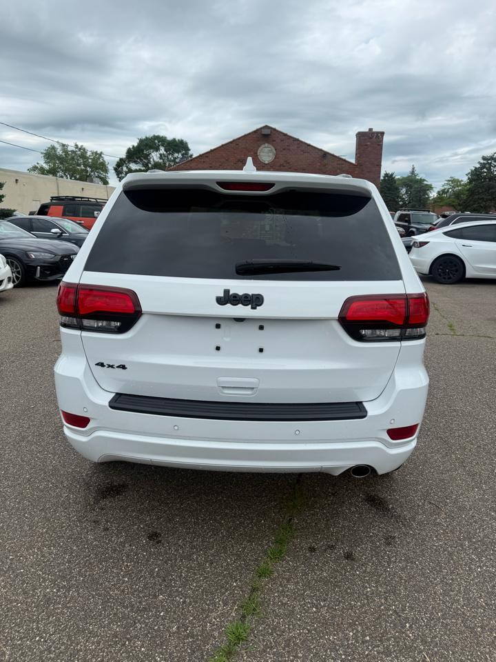 Jeep Grand Cherokee Laredo 4WD 2019