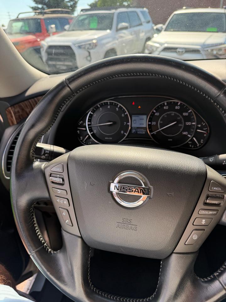 Nissan Armada Platinum AWD 2020