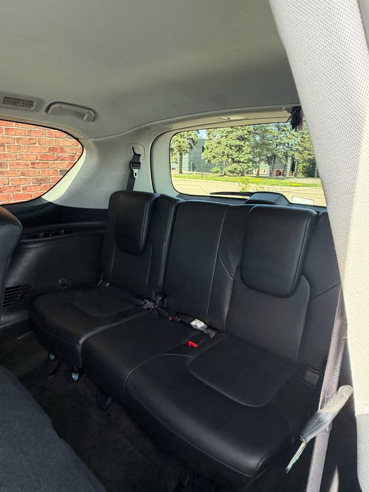 Nissan Armada Platinum AWD 2020
