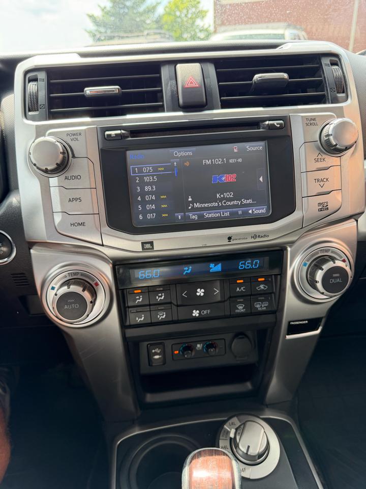 Toyota 4Runner Limited 4WD V6 2014