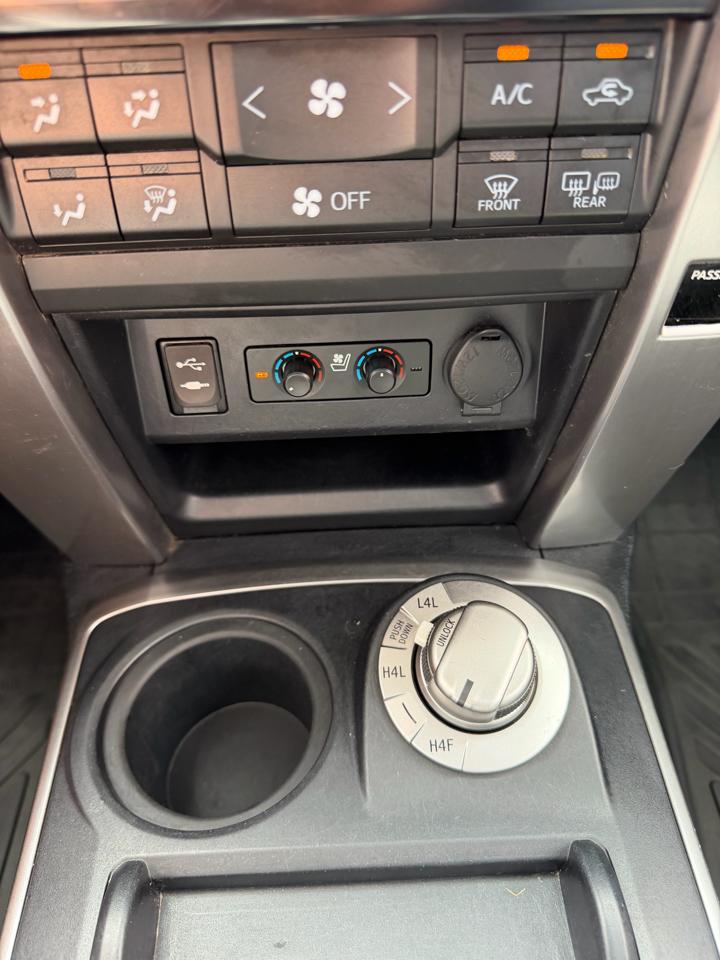 Toyota 4Runner Limited 4WD V6 2014