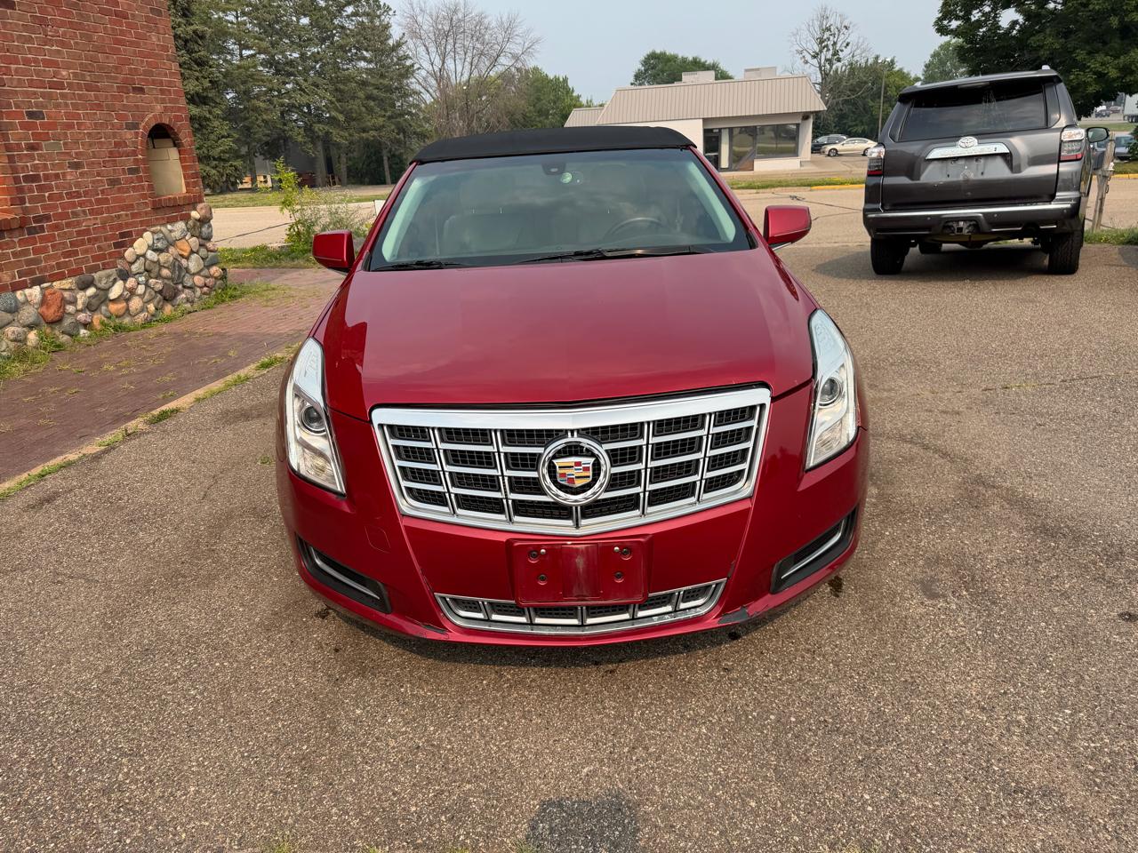 Cadillac XTS Base 2013