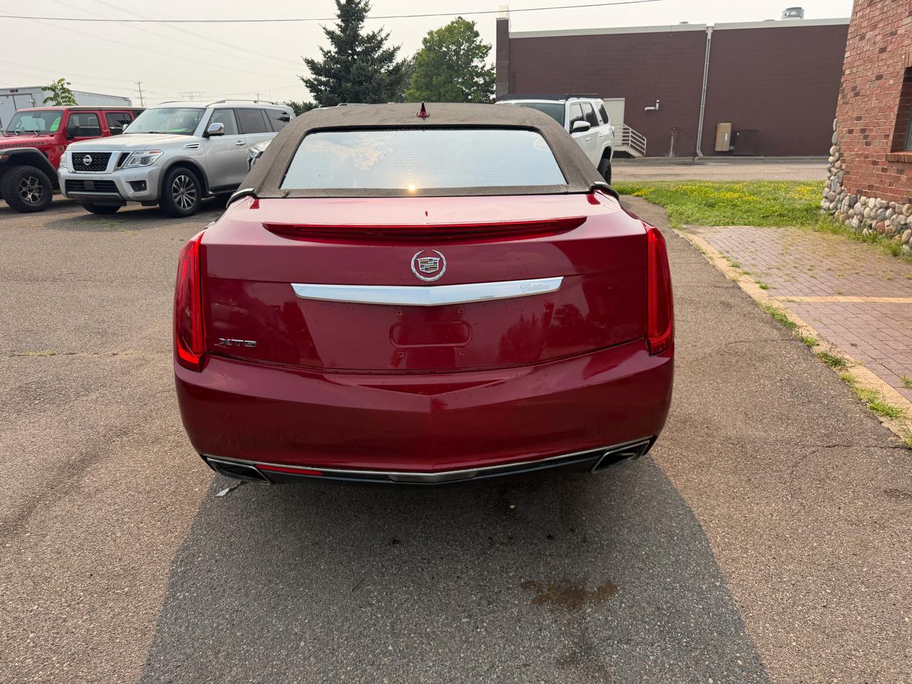 Cadillac XTS Base 2013