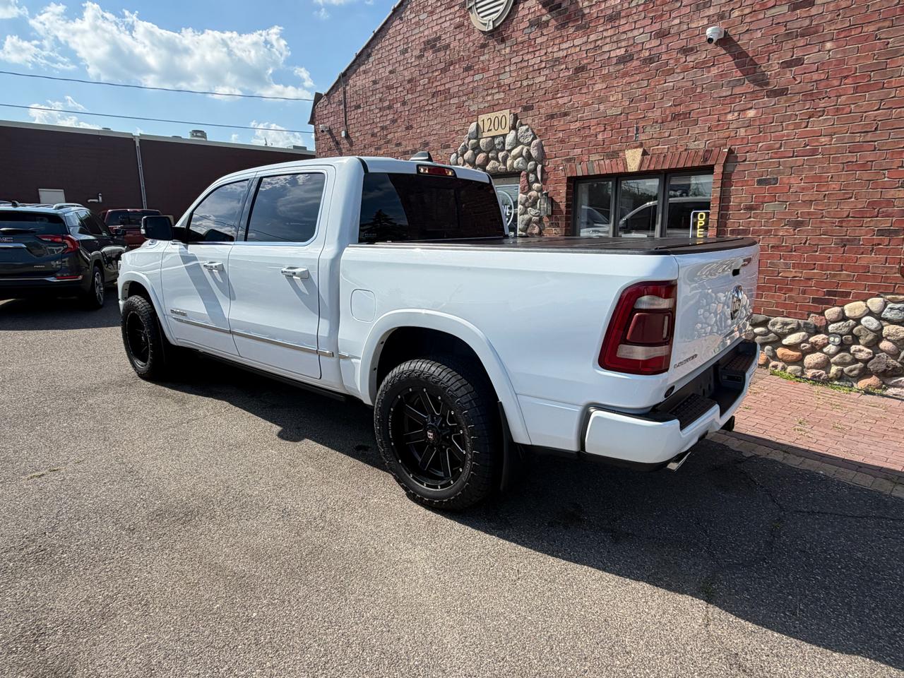 RAM 1500 Limited Crew Cab SWB 4WD 2021