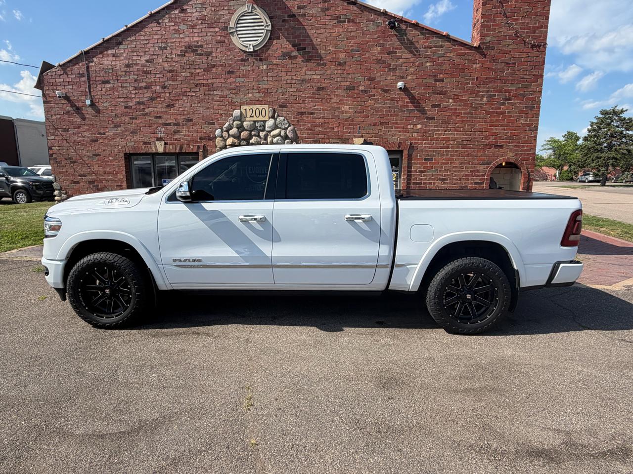 RAM 1500 Limited Crew Cab SWB 4WD 2021