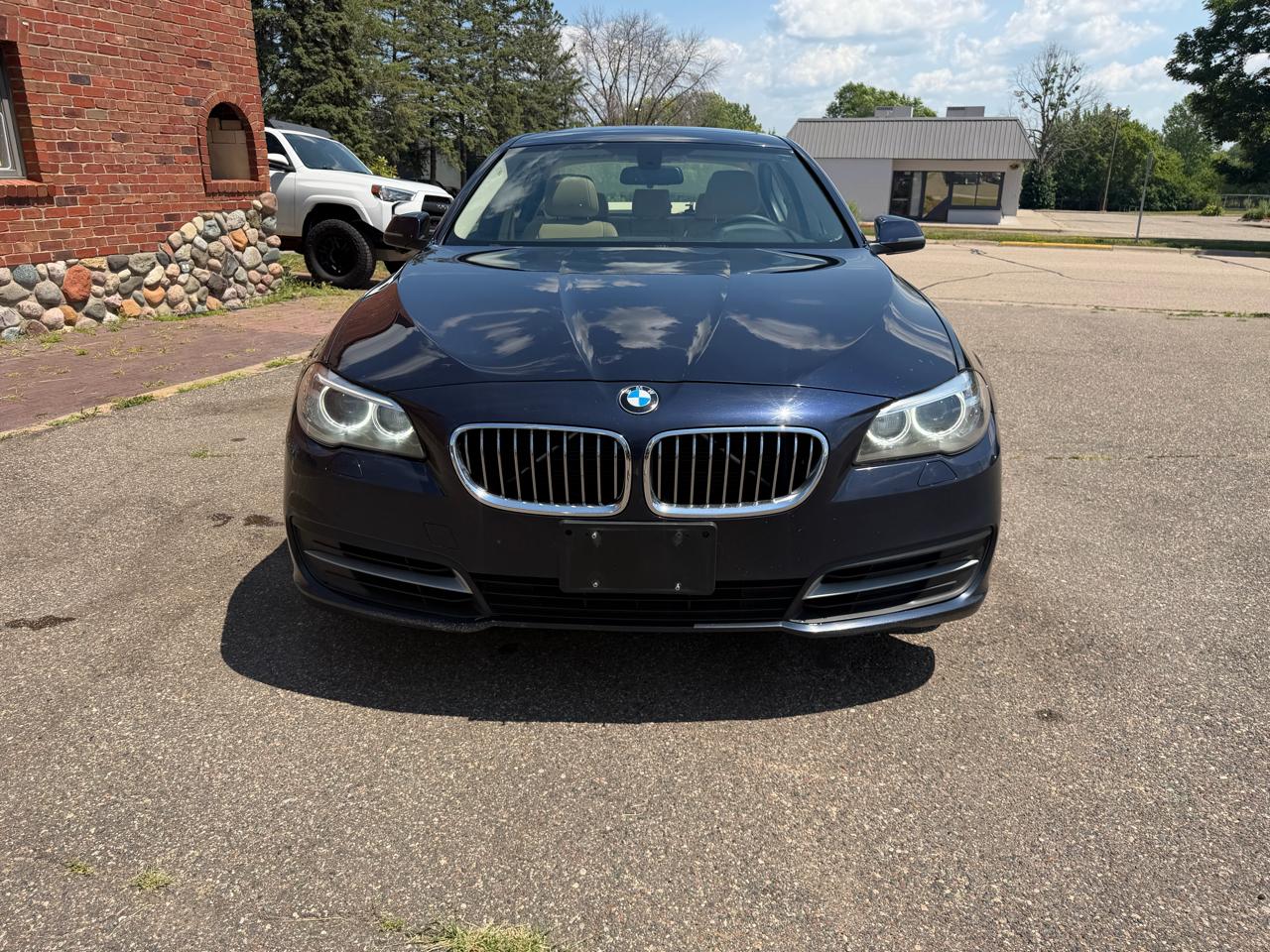 BMW 5-Series 535i xDrive 2014