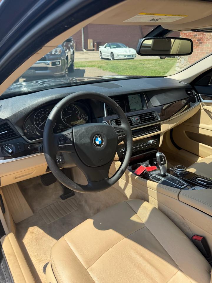 BMW 5-Series 535i xDrive 2014