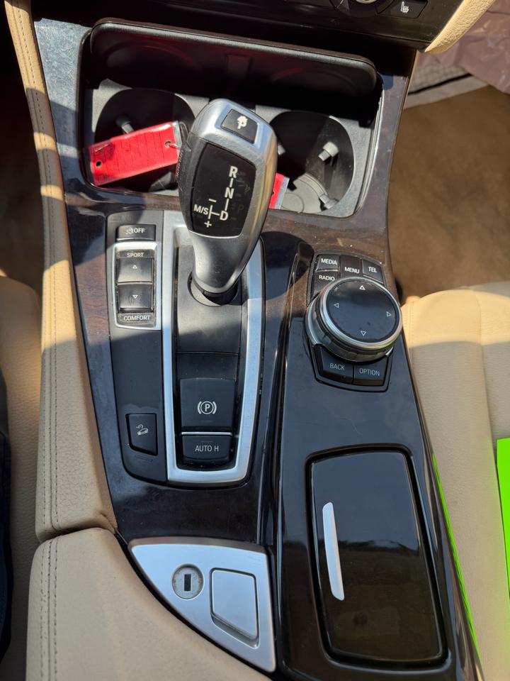 BMW 5-Series 535i xDrive 2014