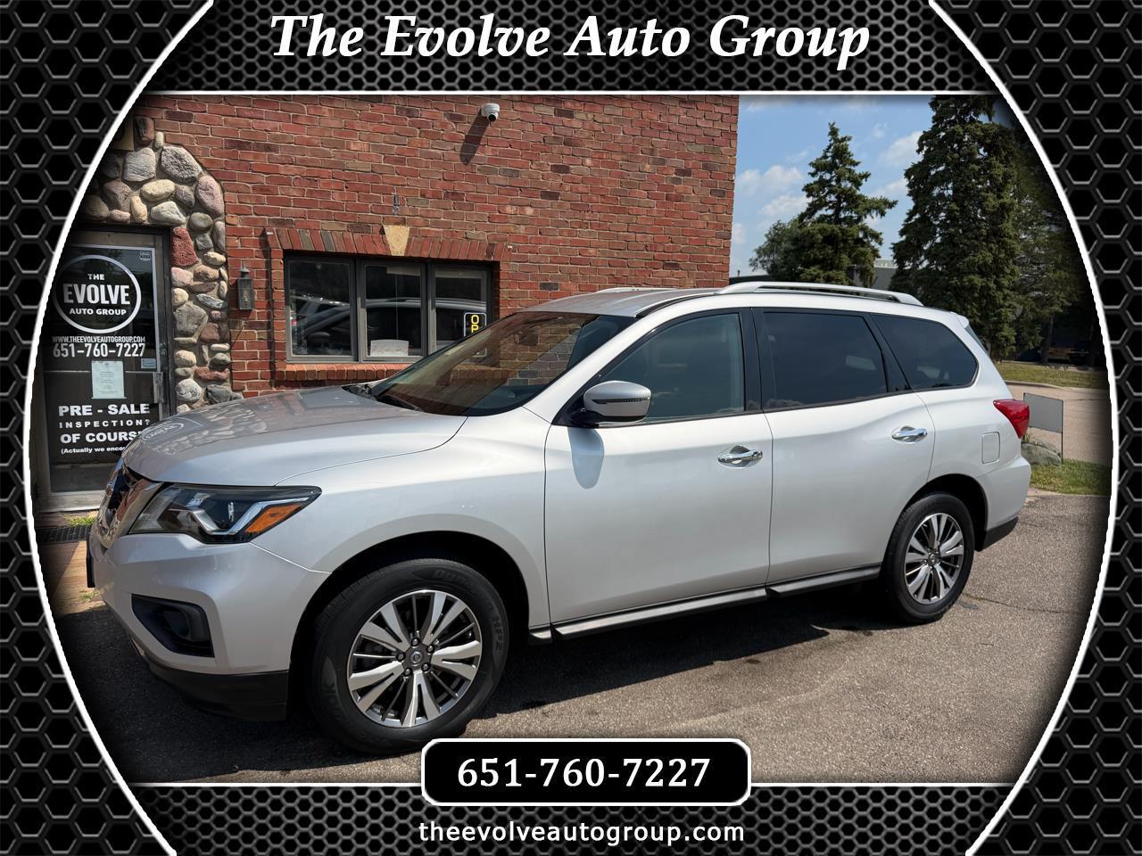 Nissan Pathfinder SV 4WD 2018