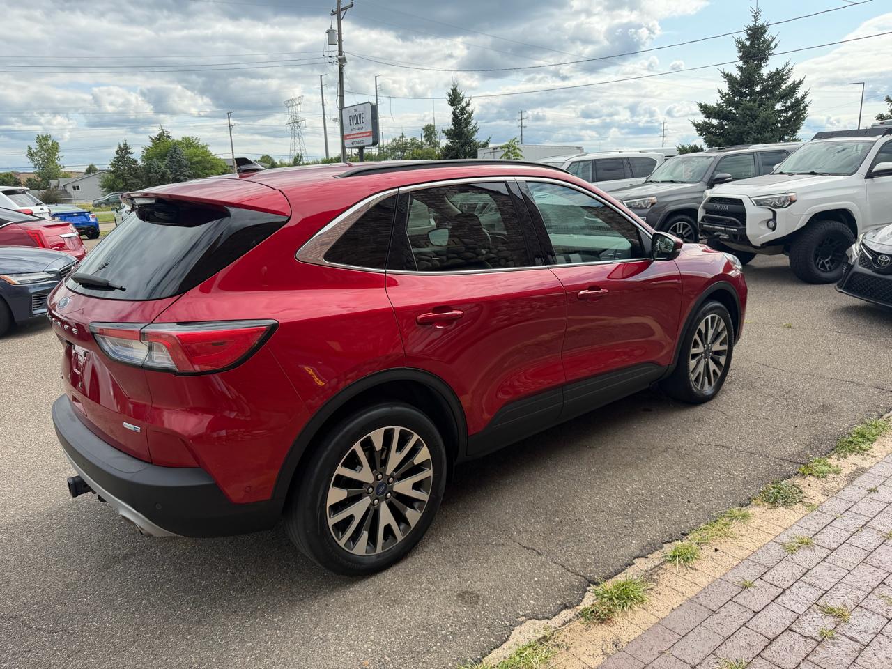 Ford Escape Titanium 4WD 2020
