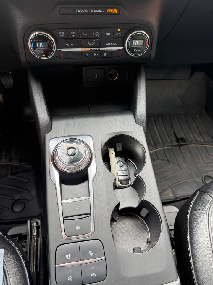 Ford Escape Titanium 4WD 2020