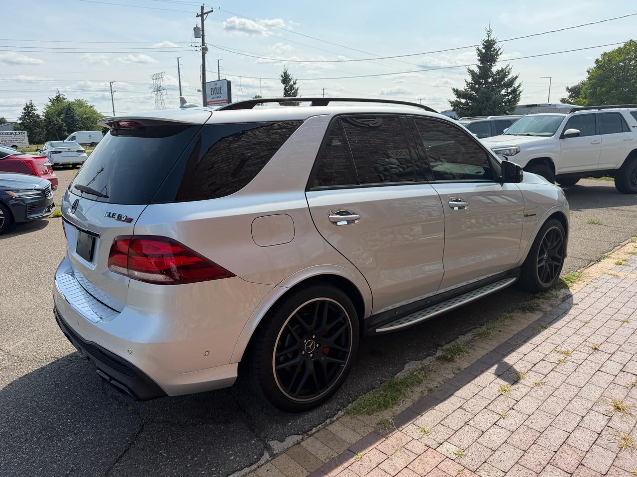 Mercedes-Benz GLE-Class GLE63 AMG 4MATIC 2016