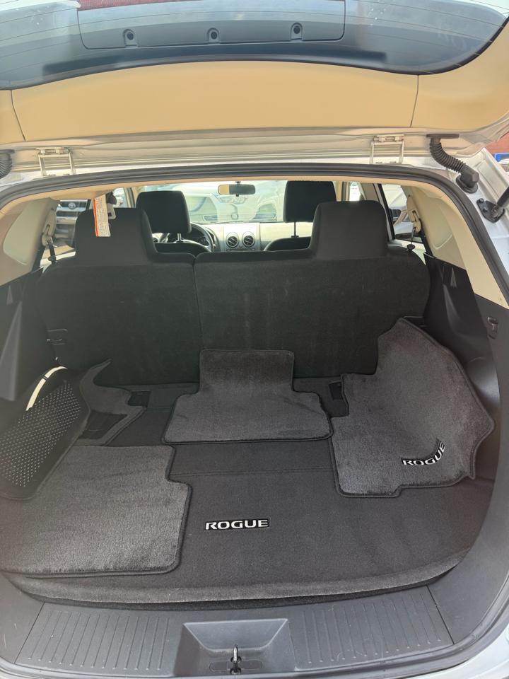 Nissan Rogue SV AWD 2013