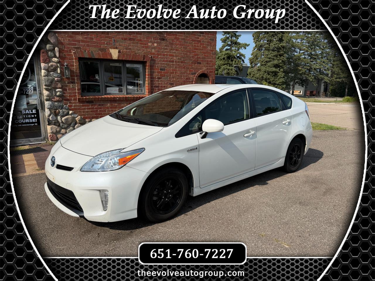 Toyota Prius Four 2014