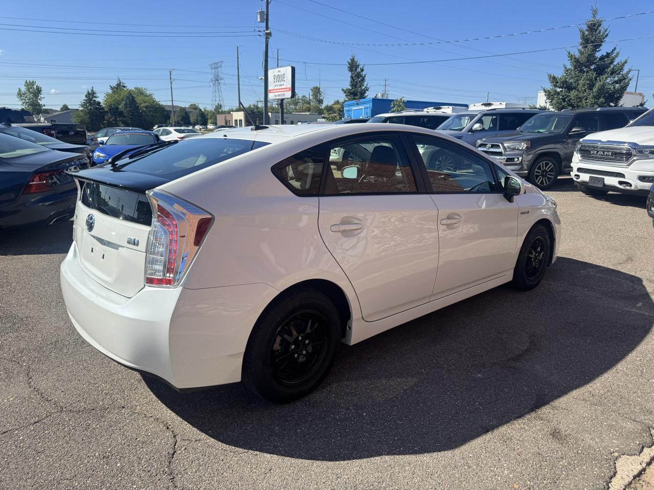 Toyota Prius 5dr HB Four (Natl) 2014
