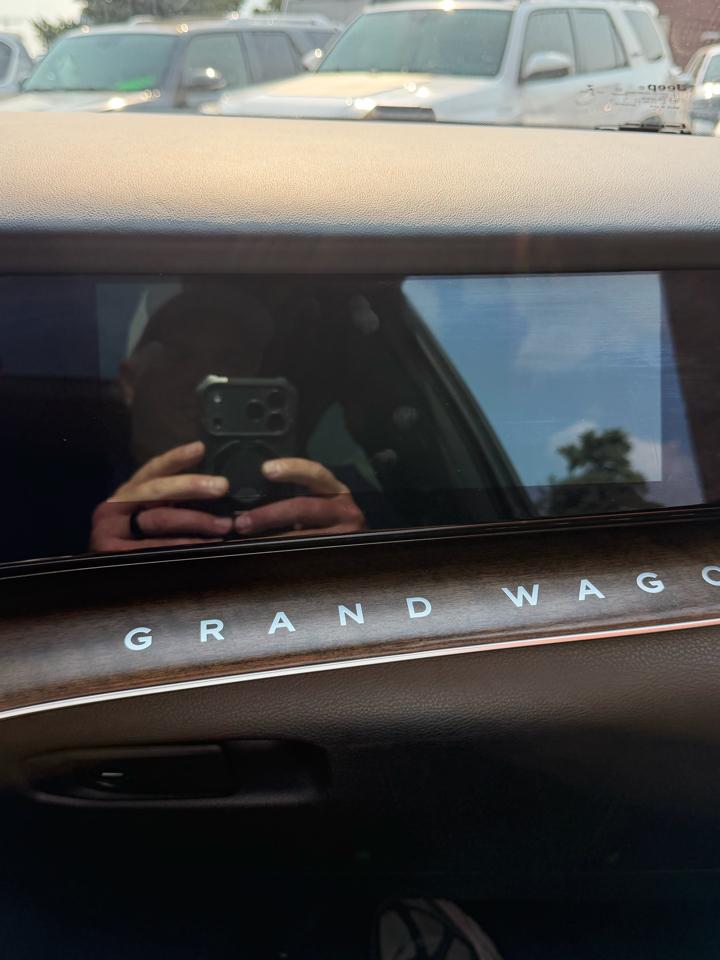 Jeep Grand Wagoneer Series I 4WD 2022