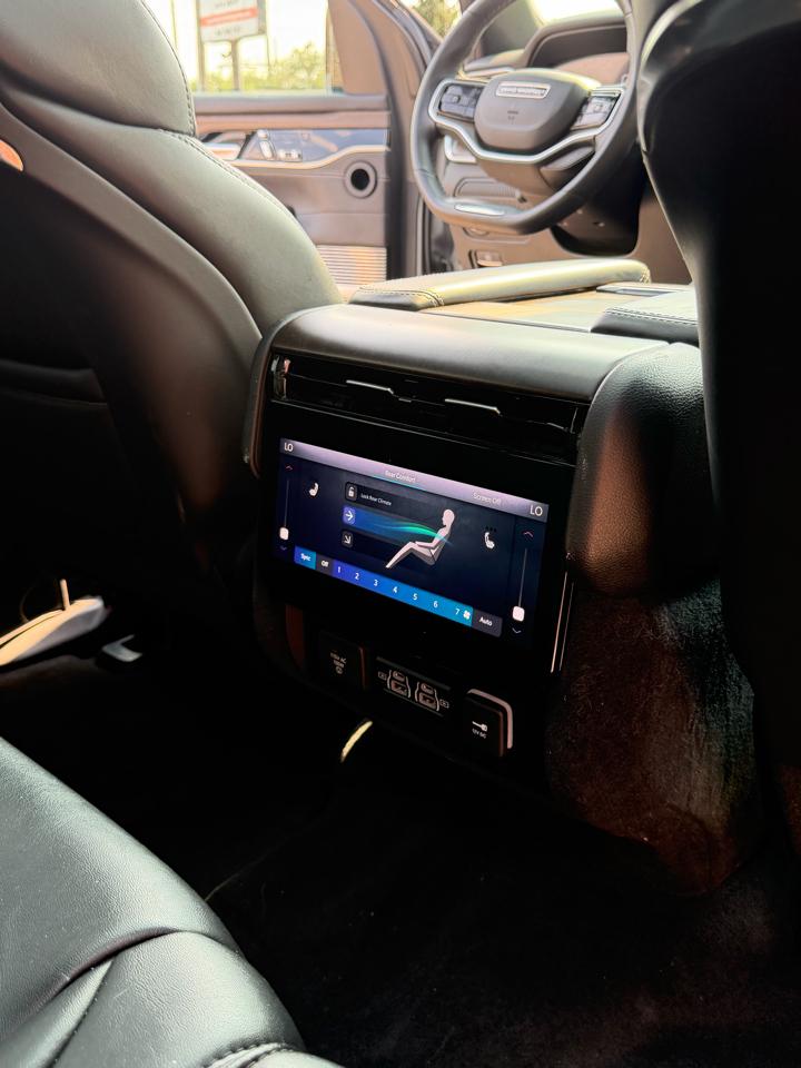 Jeep Grand Wagoneer Series I 4WD 2022