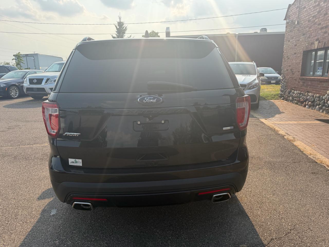Ford Explorer Sport 4WD 2017