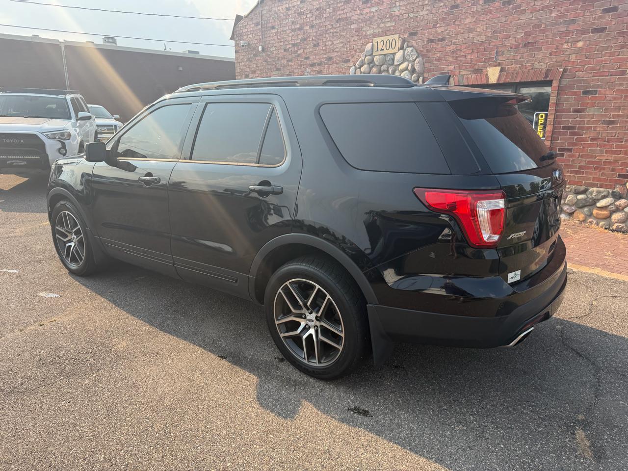 Ford Explorer Sport 4WD 2017