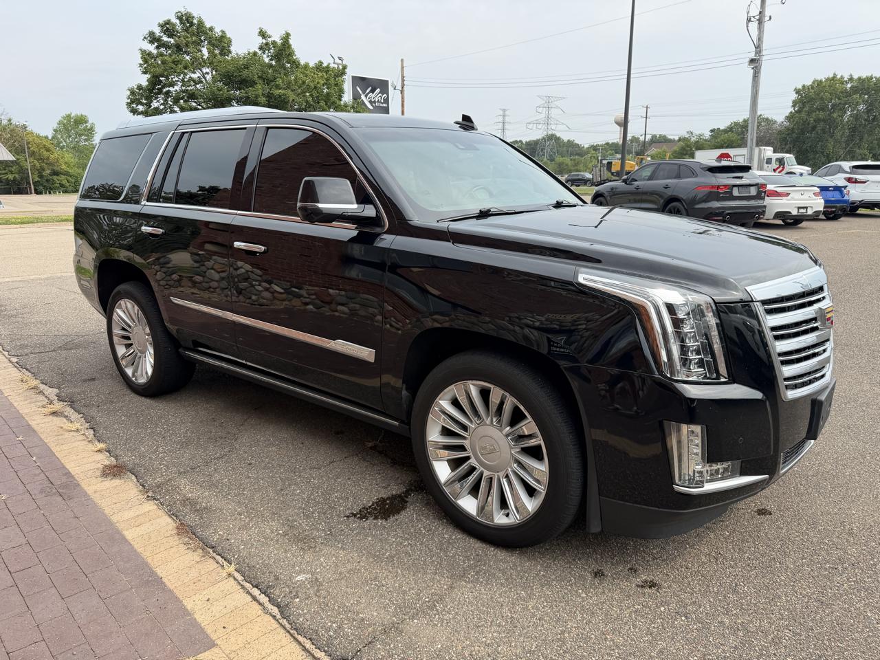 Cadillac Escalade 4WD 4dr Platinum 2016