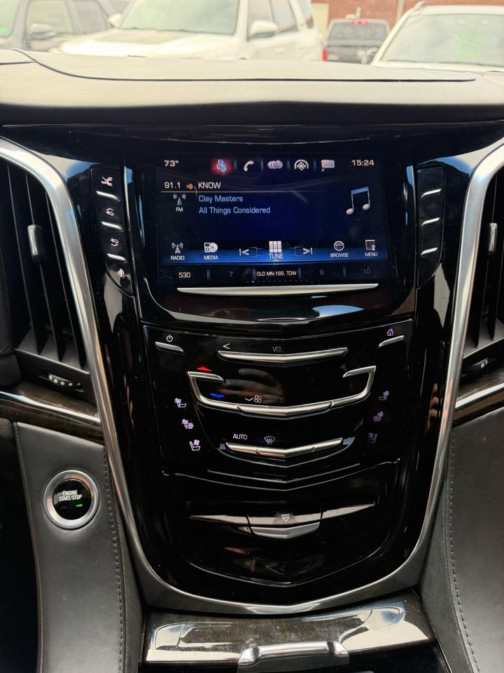 Cadillac Escalade 4WD 4dr Platinum 2016