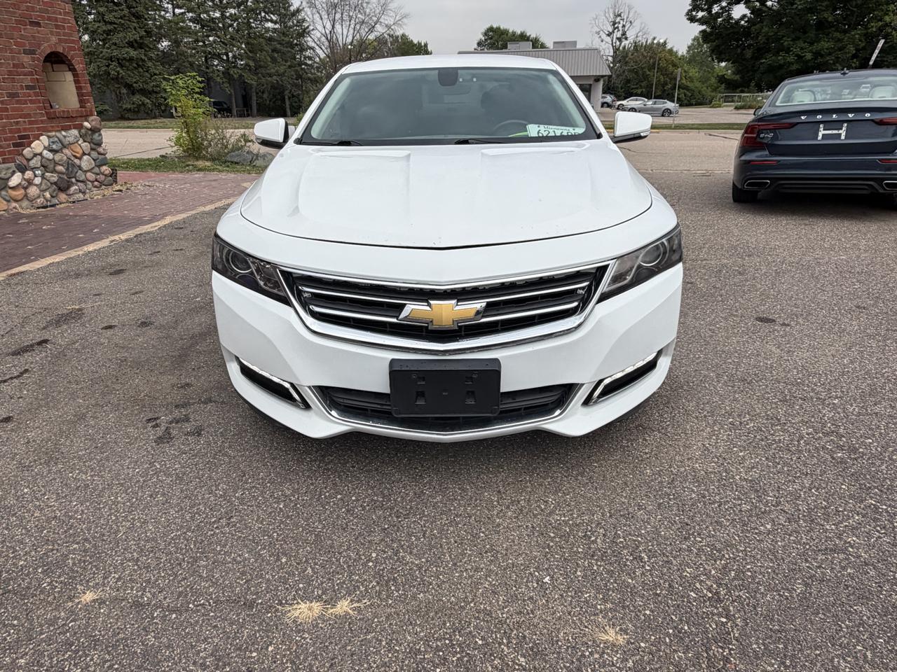 Chevrolet Impala 4dr Sdn LT w/1LT 2018