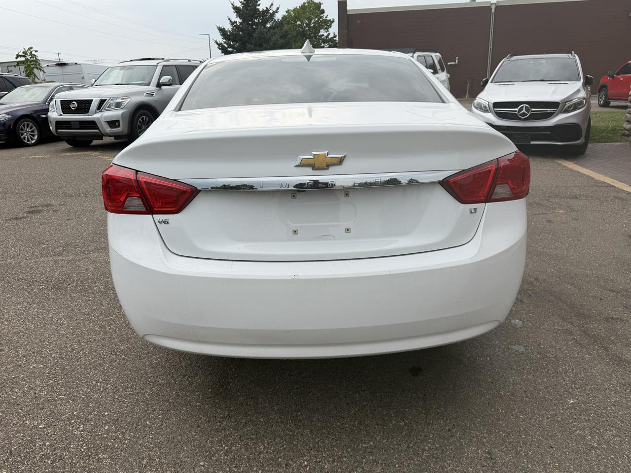 Chevrolet Impala 4dr Sdn LT w/1LT 2018