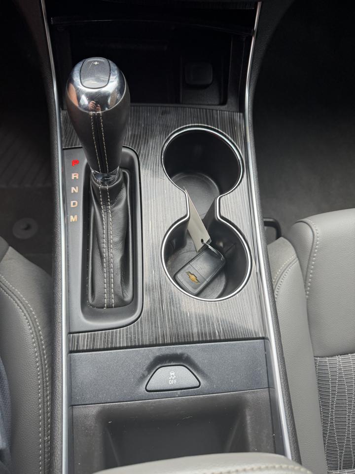 Chevrolet Impala 4dr Sdn LT w/1LT 2018