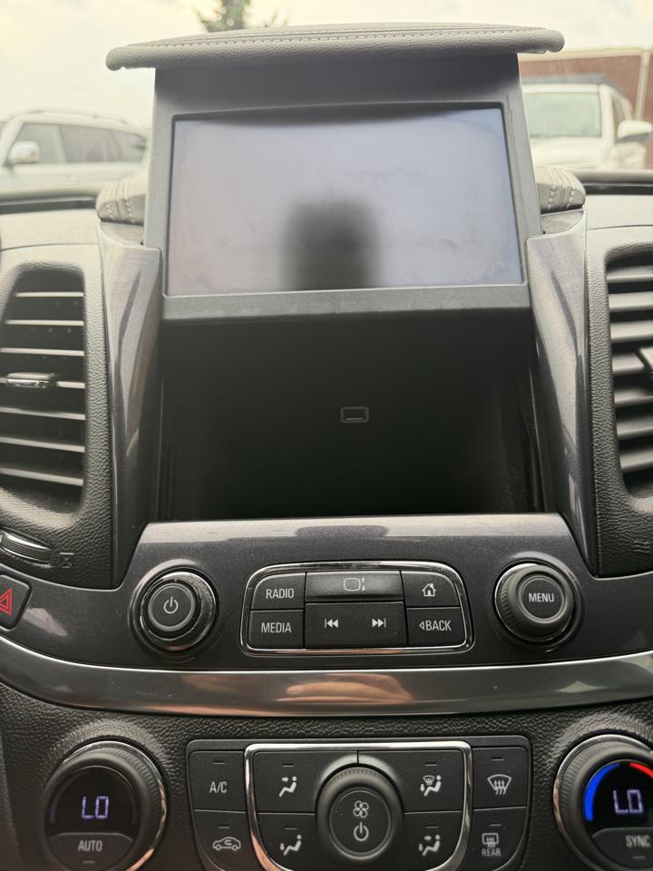 Chevrolet Impala 4dr Sdn LT w/1LT 2018