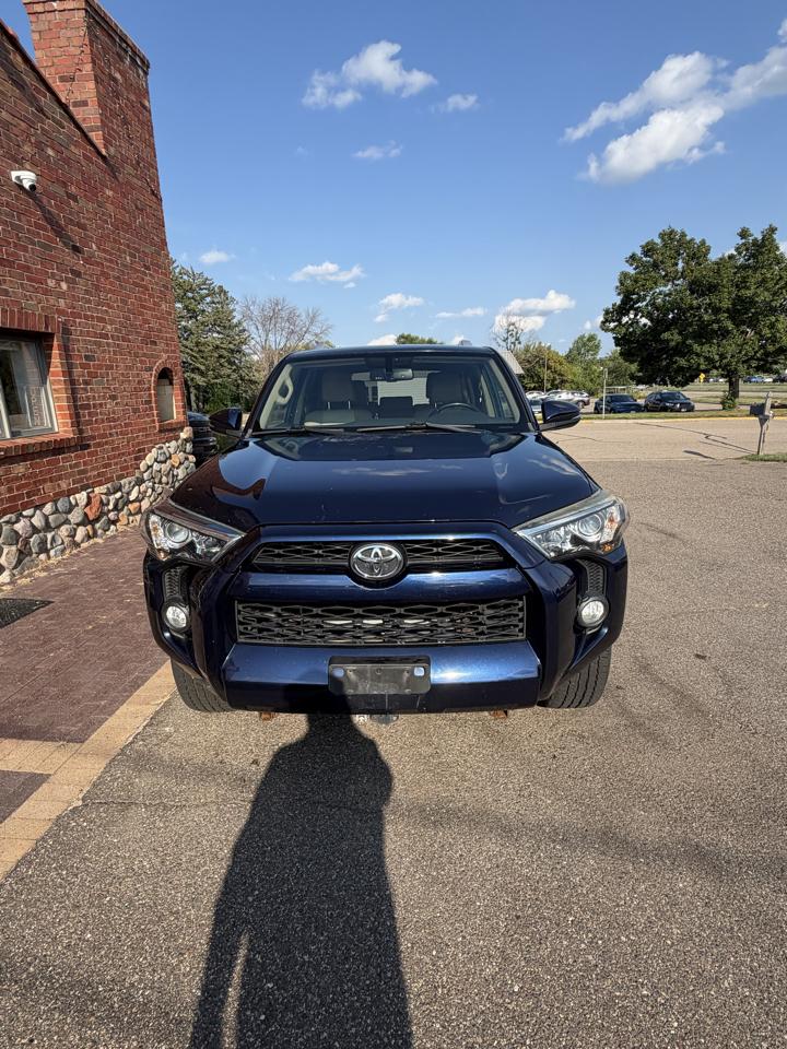 Toyota 4Runner 4WD 4dr V6 Limited (Natl) 2014