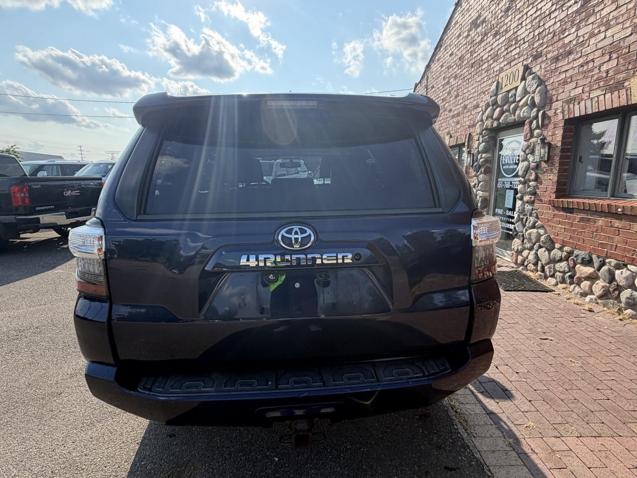 Toyota 4Runner 4WD 4dr V6 Limited (Natl) 2014