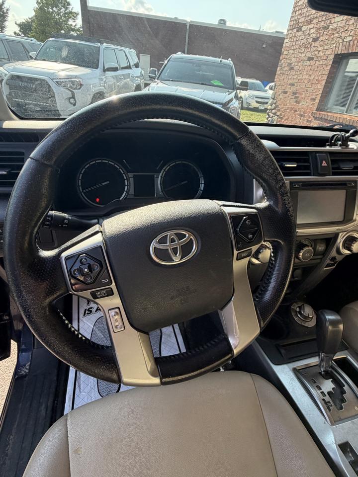 Toyota 4Runner 4WD 4dr V6 Limited (Natl) 2014