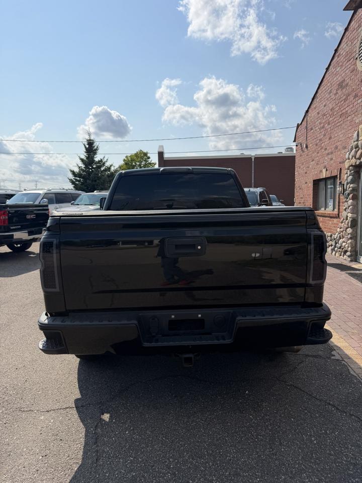 Chevrolet Silverado 1500 4WD Crew Cab 143.5" LT w/2LT 2018