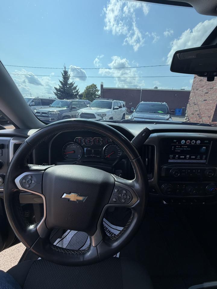 Chevrolet Silverado 1500 4WD Crew Cab 143.5" LT w/2LT 2018